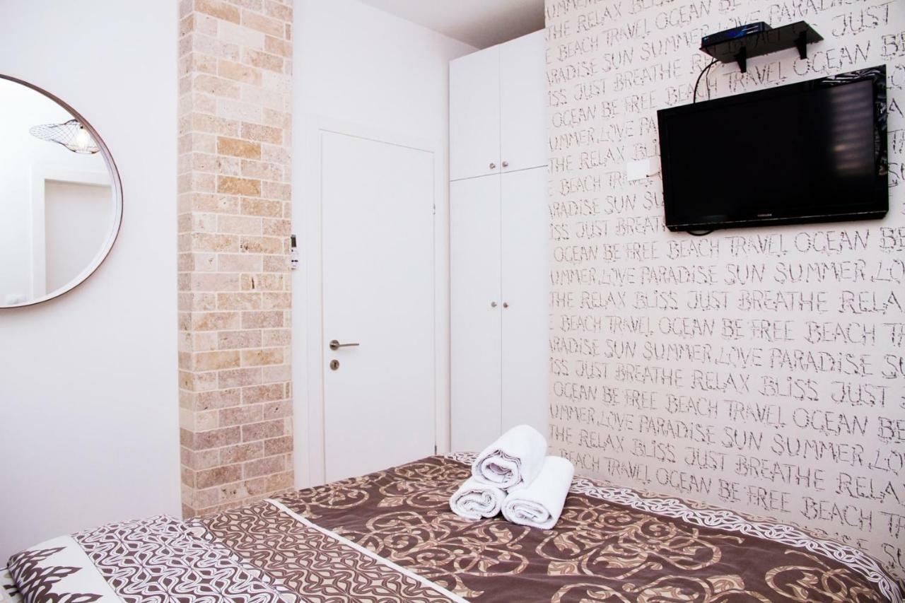 Apartments4You Etsel Бат-Ям Экстерьер фото